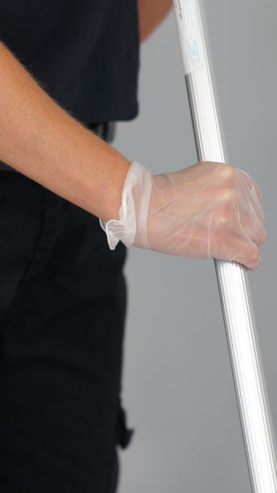 Lokalvårdare som städar